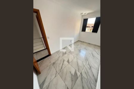 Quarto de casa para alugar com 3 quartos, 105m² em Sinimbu, Belo Horizonte