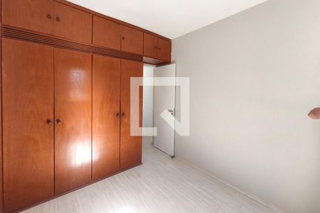 Quarto 1 de apartamento à venda com 2 quartos, 57m² em Vila Maria Eugênia, Campinas