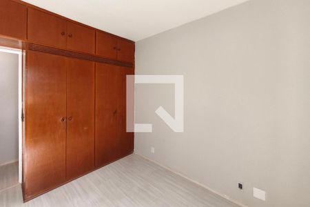 Quarto 2 de apartamento à venda com 2 quartos, 57m² em Vila Maria Eugênia, Campinas