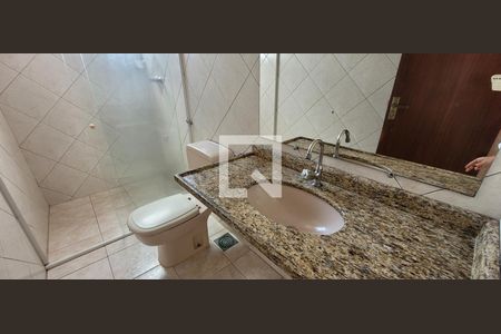 banheiro suite de apartamento para alugar com 2 quartos, 125m² em Ingá, Betim