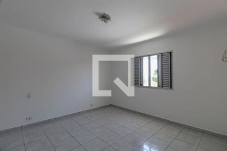 Quarto 1 de casa para alugar com 4 quartos, 240m² em Jardim Santa Adelia, São Paulo