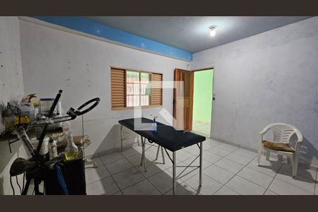 Casa para alugar com 3 quartos, 223m² em Jardim Mirante, Várzea Paulista