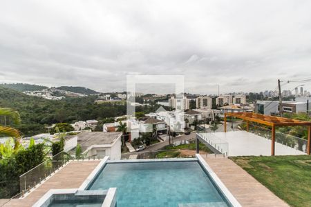 Vista da Sala de casa de condomínio à venda com 4 quartos, 570m² em Tamboré, Santana de Parnaíba
