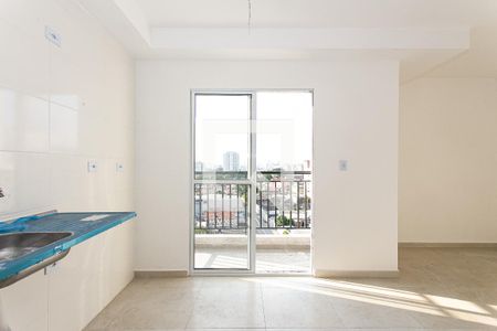 Cozinha de kitnet/studio à venda com 1 quarto, 27m² em Vila Carrão, São Paulo