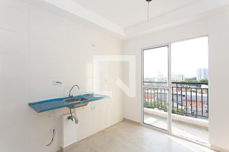 Cozinha de kitnet/studio à venda com 1 quarto, 27m² em Vila Carrão, São Paulo