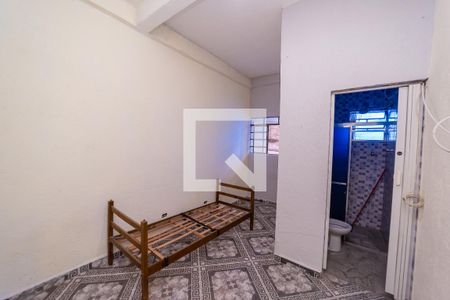 Quarto 1 de casa para alugar com 3 quartos, 100m² em Vila Ré, São Paulo