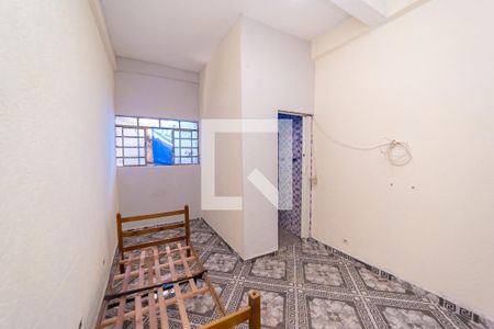 Quarto 1 de casa para alugar com 3 quartos, 100m² em Vila Ré, São Paulo