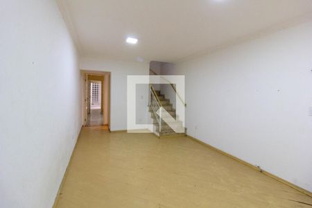 Sala de casa à venda com 4 quartos, 108m² em Jardim Santa Clara, Guarulhos