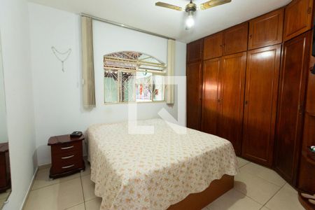 Casa para alugar com 3 quartos, 360m² em Flamengo, Contagem