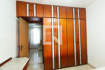 Casa para alugar com 3 quartos, 360m² em Flamengo, Contagem