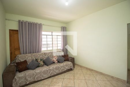 Sala de casa à venda com 4 quartos, 130m² em Fonte Grande, Contagem
