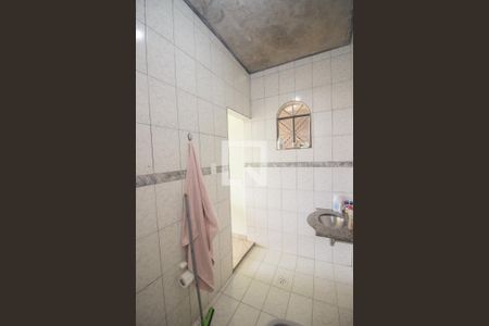 Banheiro da Suíte de casa à venda com 4 quartos, 130m² em Fonte Grande, Contagem