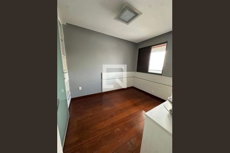 Casa à venda com 4 quartos, 280m² em Jaraguá, Belo Horizonte