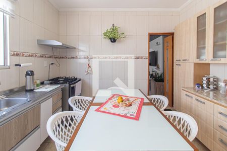 Cozinha de casa à venda com 3 quartos, 167m² em Parque Boturussu, São Paulo
