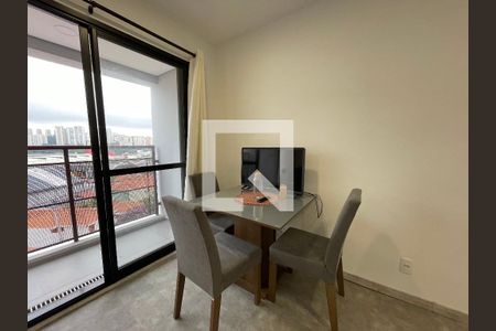 Sala/Cozinha de apartamento para alugar com 1 quarto, 37m² em Vila Sonia, São Paulo