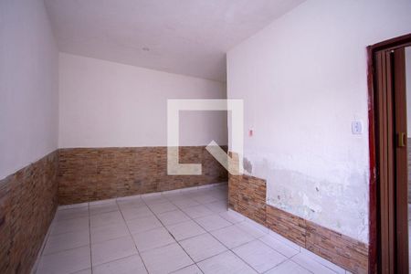 Suíte de casa para alugar com 1 quarto, 60m² em Paraíso, São Gonçalo