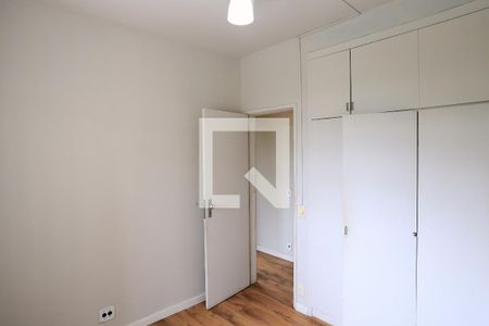 Quarto de apartamento à venda com 2 quartos, 83m² em Cachoeirinha, Belo Horizonte