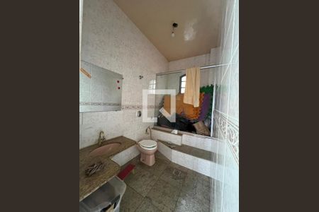 Casa para alugar com 3 quartos, 300m² em Sagrada Família, Belo Horizonte