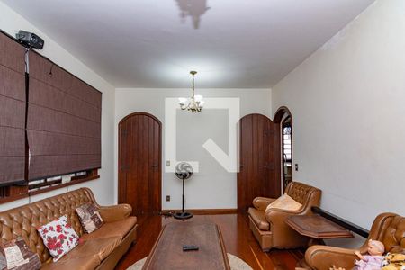Sala 1 de casa para alugar com 6 quartos, 480m² em Alto Caiçaras, Belo Horizonte