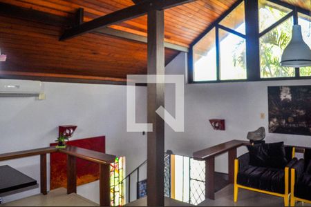 Casa à venda com 3 quartos, 674m² em Menino Deus, Porto Alegre