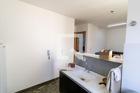 Cozinha de apartamento à venda com 1 quarto, 39m² em Vila Nova, Porto Alegre