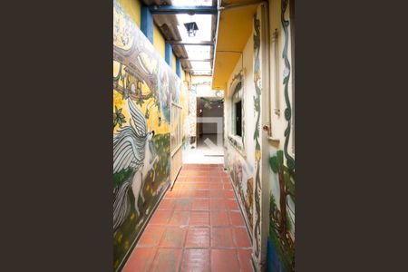 Casa para alugar com 8 quartos, 188m² em Jardim Sao Salvador, Taboão da Serra