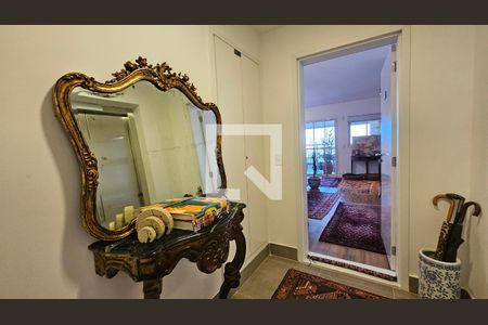 Entrada de apartamento à venda com 3 quartos, 220m² em Anhangabaú, Jundiaí