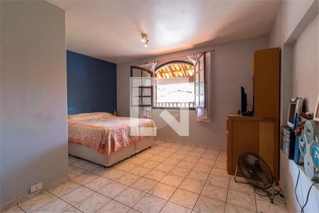 Casa à venda com 4 quartos, 457m² em Jardim Prudência, São Paulo