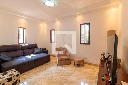 Casa à venda com 4 quartos, 457m² em Jardim Prudência, São Paulo