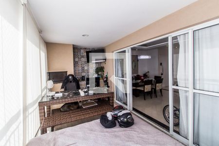 Varanda gourmet de apartamento à venda com 3 quartos, 131m² em Centro Empresarial Tamboré, Santana de Parnaíba