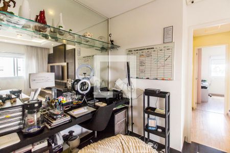 Escritório de apartamento à venda com 3 quartos, 131m² em Centro Empresarial Tamboré, Santana de Parnaíba