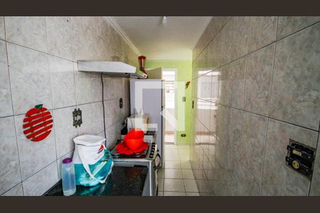 Cozinha de apartamento para alugar com 1 quarto, 50m² em Vila Assuncao, Praia Grande