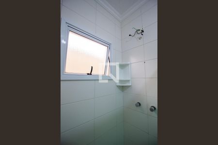 Banheiro da Suíte de casa de condomínio para alugar com 3 quartos, 120m² em Jardim Americano, Sorocaba