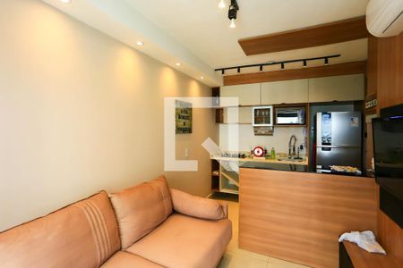 Sala de apartamento para alugar com 2 quartos, 40m² em Cidade Jardim, São Paulo