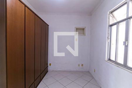 Quarto de casa à venda com 2 quartos, 140m² em Inhaúma, Rio de Janeiro