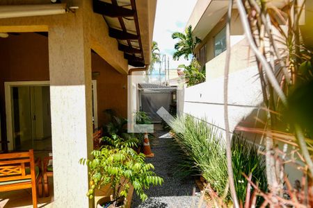 Corredor de casa de condomínio para alugar com 3 quartos, 300m² em Jardins Mônaco, Aparecida de Goiânia