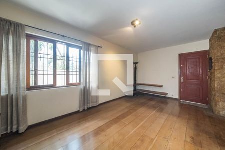 Casa à venda com 3 quartos, 160m² em Vila Cordeiro, São Paulo