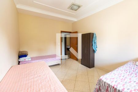 Casa para alugar com 4 quartos, 360m² em Inconfidentes, Contagem