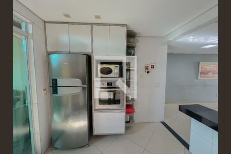 Casa à venda com 3 quartos, 186m² em Juliana, Belo Horizonte