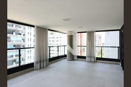 Varanda de apartamento para alugar com 4 quartos, 206m² em Jardim Paulista, São Paulo
