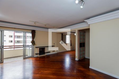Sala de apartamento para alugar com 3 quartos, 125m² em Vila Suzana, São Paulo