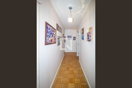 corredor de casa à venda com 5 quartos, 267m² em Medianeira, Porto Alegre