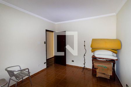 Quarto 1 de casa para alugar com 3 quartos, 400m² em Vila Lucia, São Paulo