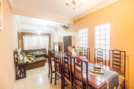 Sala de casa à venda com 3 quartos, 125m² em Jardim dos Camargos, Barueri