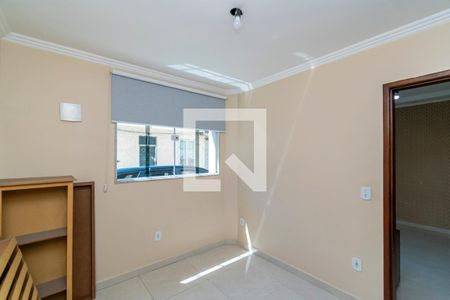 Quarto 1 de casa de condomínio à venda com 3 quartos, 180m² em Penha, Rio de Janeiro