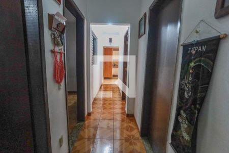 Casa 1 - corredor de casa à venda com 5 quartos, 250m² em Jardim Melo, Diadema