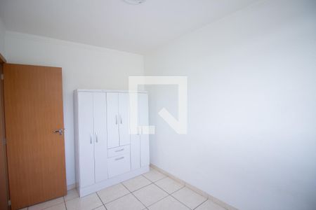 Quarto 2 de apartamento para alugar com 2 quartos, 60m² em Cabral, Contagem