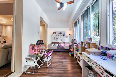 Sala de apartamento para alugar com 3 quartos, 176m² em Laranjeiras, Rio de Janeiro