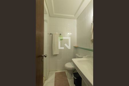 Banheiro Social de kitnet/studio para alugar com 1 quarto, 20m² em Centro, Pinhais