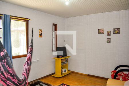 Casa à venda com 4 quartos, 280m² em Vila Nova, Porto Alegre